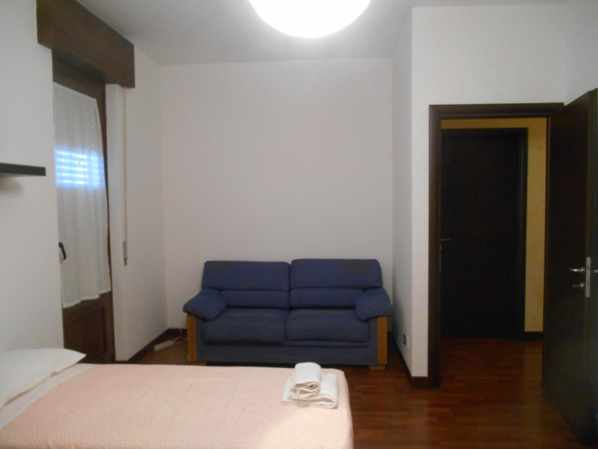 Niguarda Alfred House Bresso Exterior foto